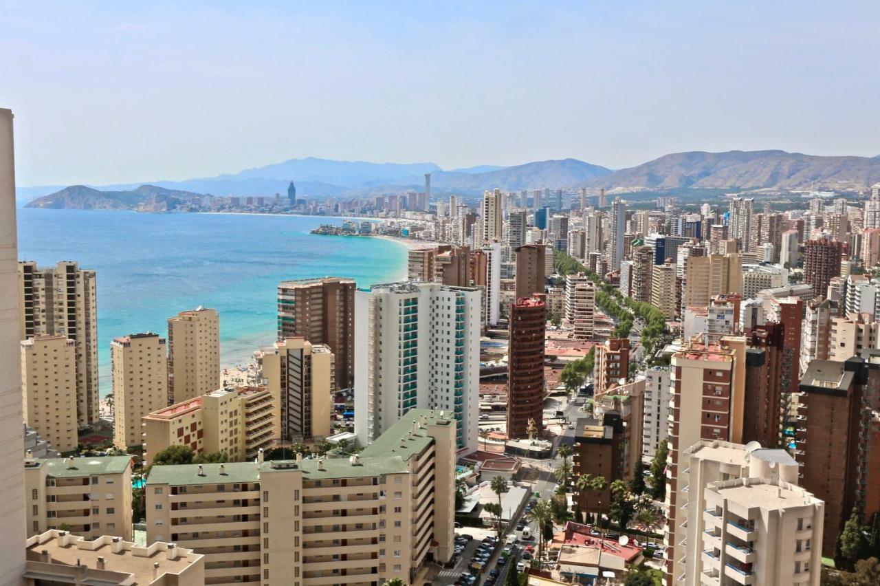 Mirador Del Mediterraneo Бенидорм Екстериор снимка